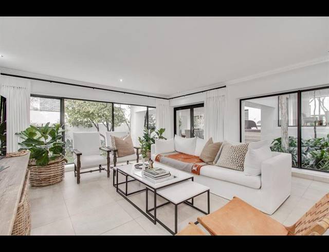 3 BEDROOM HOUSE FOR SALE IN DAINFERN GOLF ESTATE